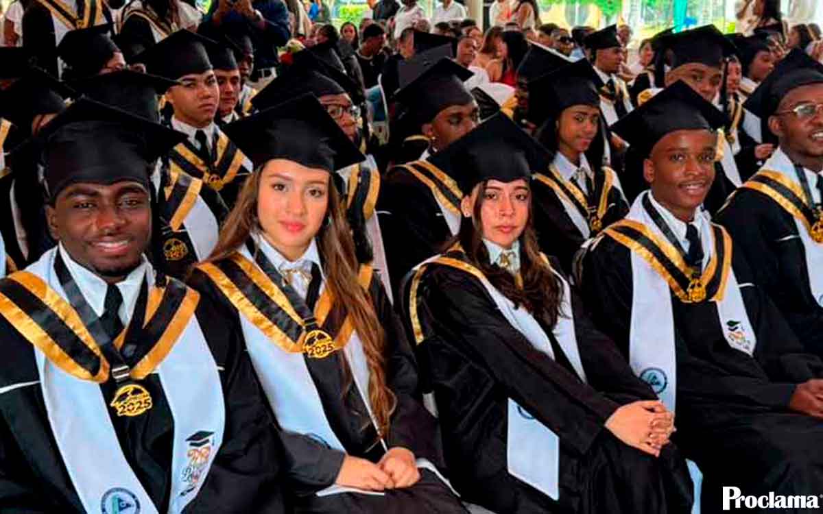 Graduados-con-propósito1v--jóvenes-del-Comfacauca