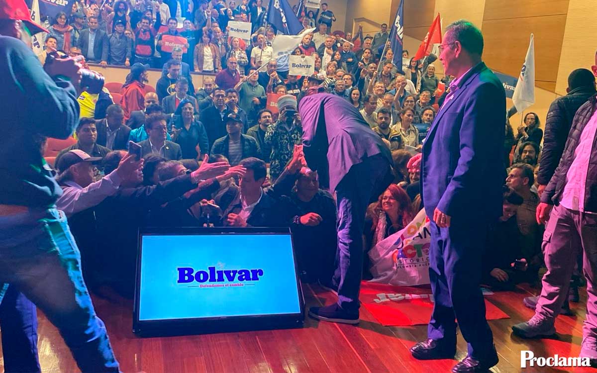 Gustavo-Bolivar-entra-en-carrera-presidencial.jpg