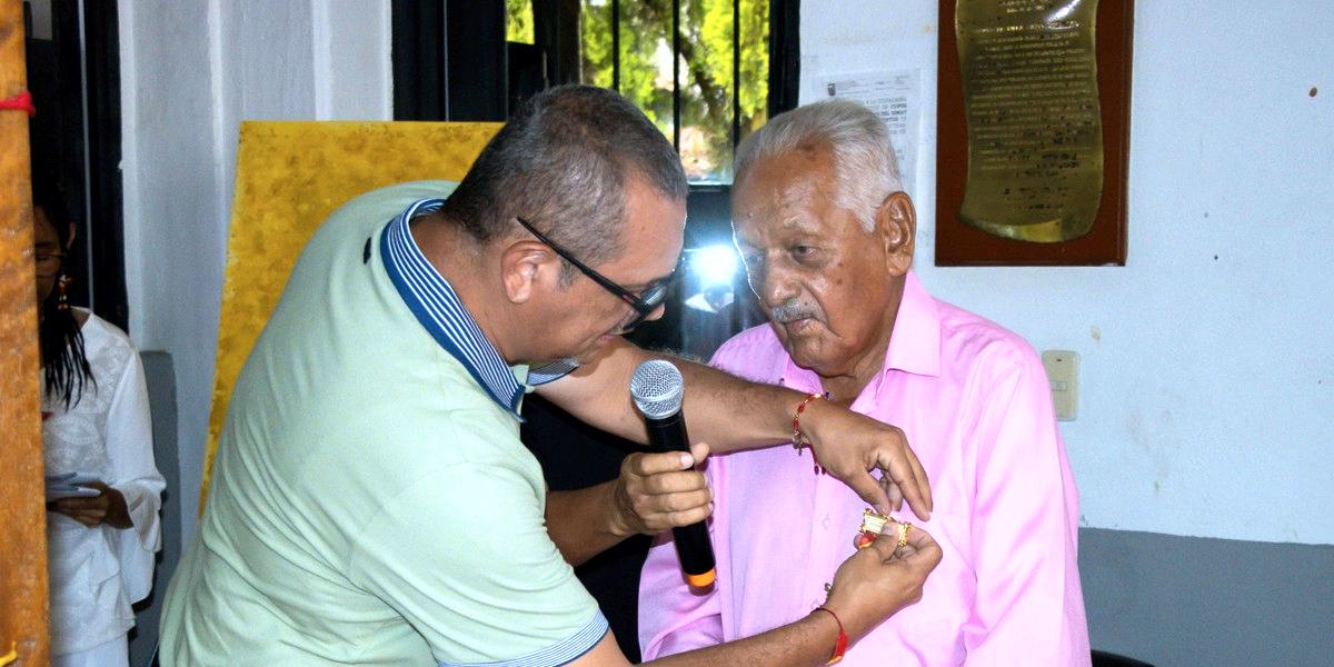 Homenaje-a-la-poesia-y-lanzamiento-de-concurso-historico-1.jpg