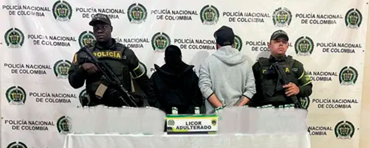 Incautan-524-botellas-de-licor-ilegal-en-el-Valle.jpg