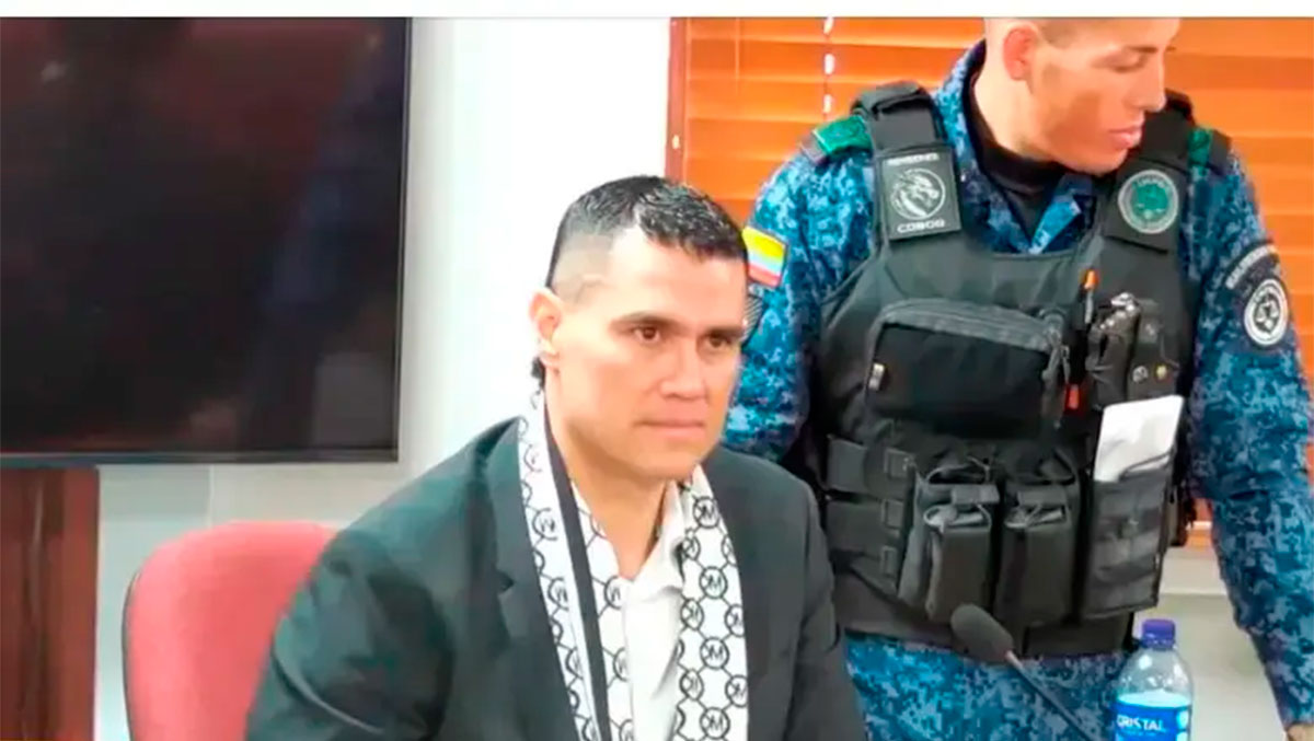 Juan-Guillermo-Monsalve-es-trasladado-de-urgencia-al-Hospital.jpg