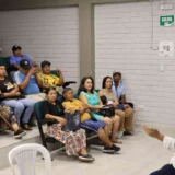 Miranda escucha a comerciantes de la plazoleta