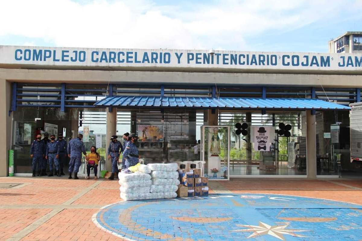 Un-muerto-y-catorce-heridos-tras-disturbios-en-carcel-de-Jamundi.jpg