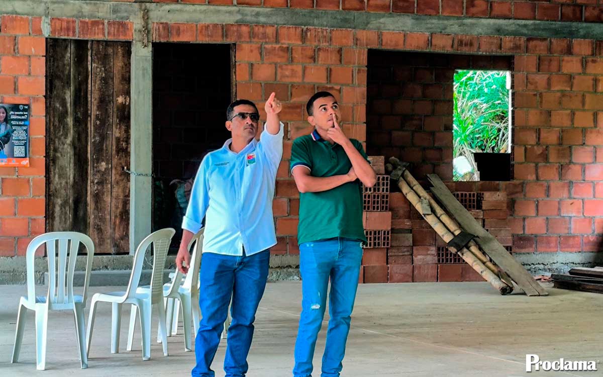 Alcalde-recorre-veredas-y-avanza-en-vivienda-digna Alcalde-recorre-veredas-y-avanza-en-vivienda-digna