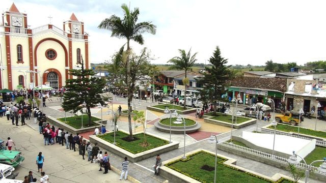 En-El-Tambo-la-angustia-publica-es-turismo-oficial.jpg