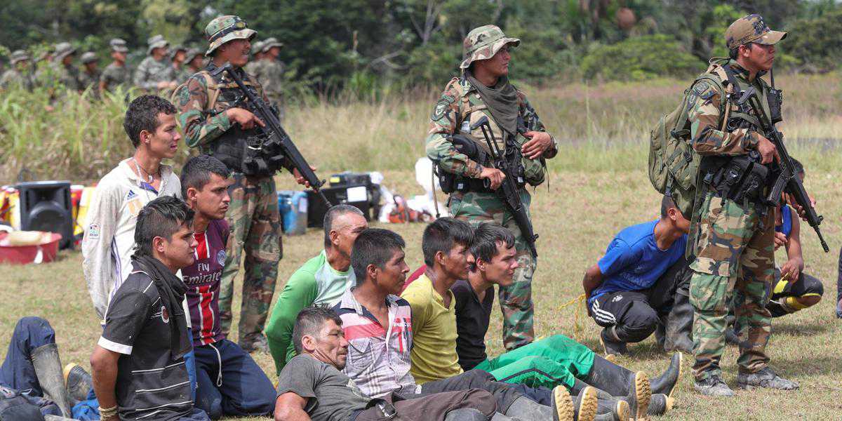 LA-GUERRA-DE-LOS-TRAQUETOS.jpg