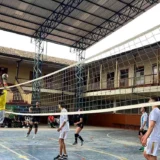 Silvia celebra reunión de veteranos del voleibol