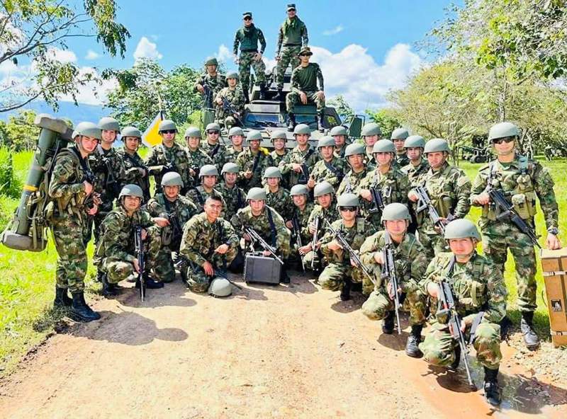 ASONADAS CONTRA LA FUERZA PÚBLICA ASONADAS CONTRA LA FUERZA PÚBLICA