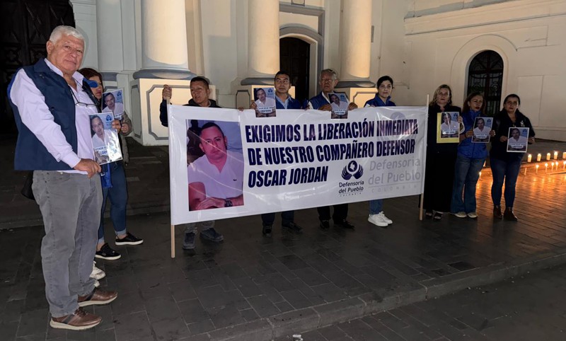 Abogados-realizan-velaton-en-Popayan-por-libertad-de-Oscar-Jordan-Camacho-1.jpg
