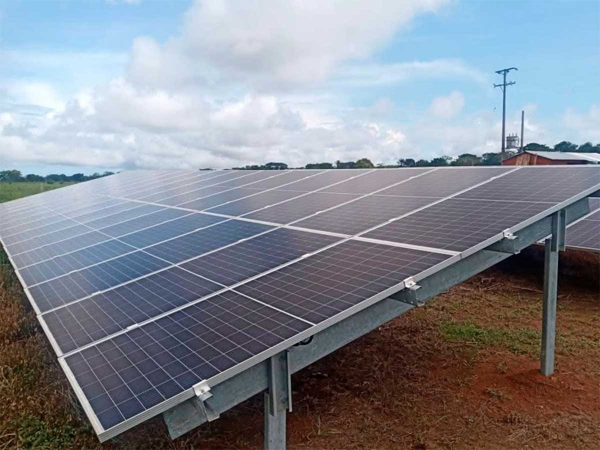 Energia-solar-llega-a-hogares-rurales-de-Corinto.jpg