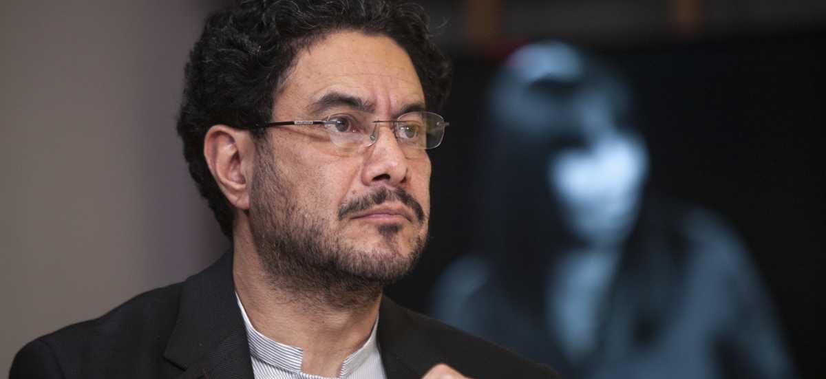 IVÁN CEPEDA PROPONE UNA REVOLUCIÓN ÉTICA IVÁN CEPEDA PROPONE UNA REVOLUCIÓN ÉTICA