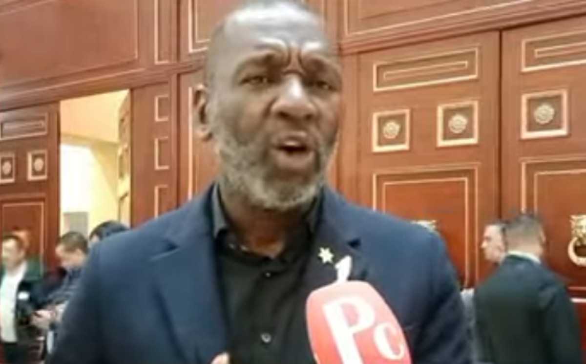 James-Mosquera-propone-visita-del-Papa-a-Colombia-por-la-paz.jpg