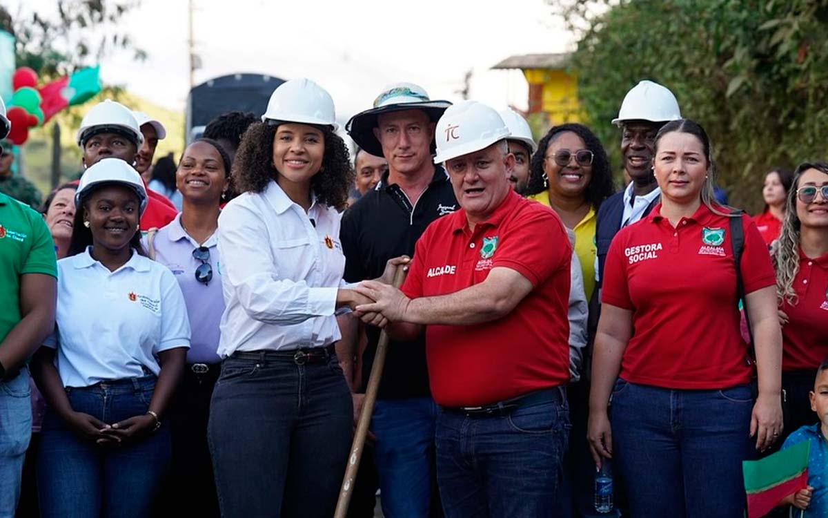 Nueva-vía-conecta-El-7-con-El-Carmen-de-Atrato Nueva-vía-conecta-El-7-con-El-Carmen-de-Atrato