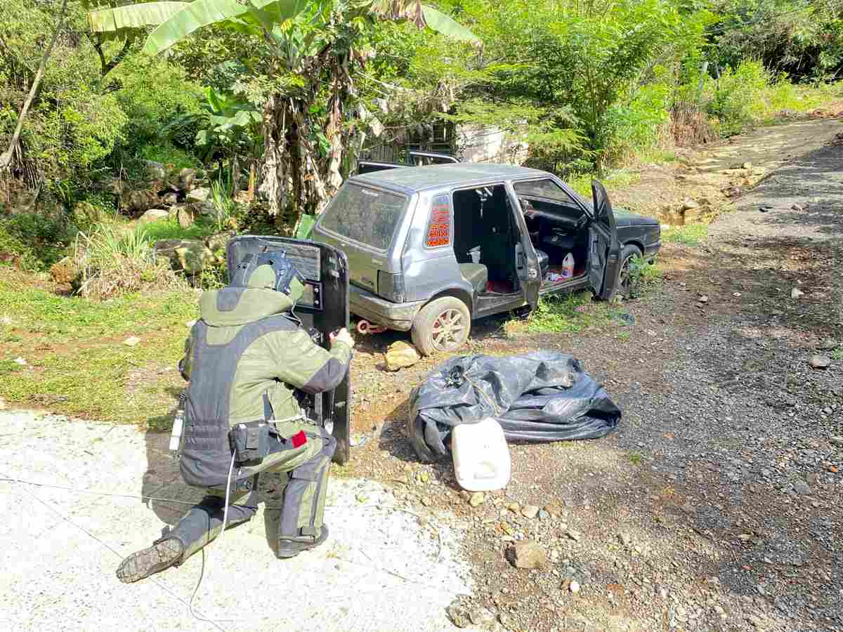 Ejercito-descarta-explosivos-en-carro-abandonado-en-La-Salvajina.jpg