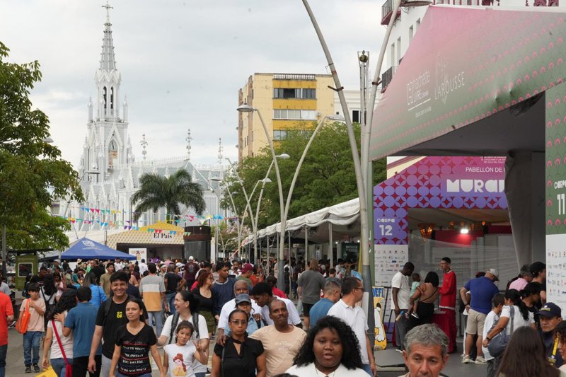 Inauguracion-de-la-Decima-Feria-Internacional-del-Libro-de-Cali-2.jpg