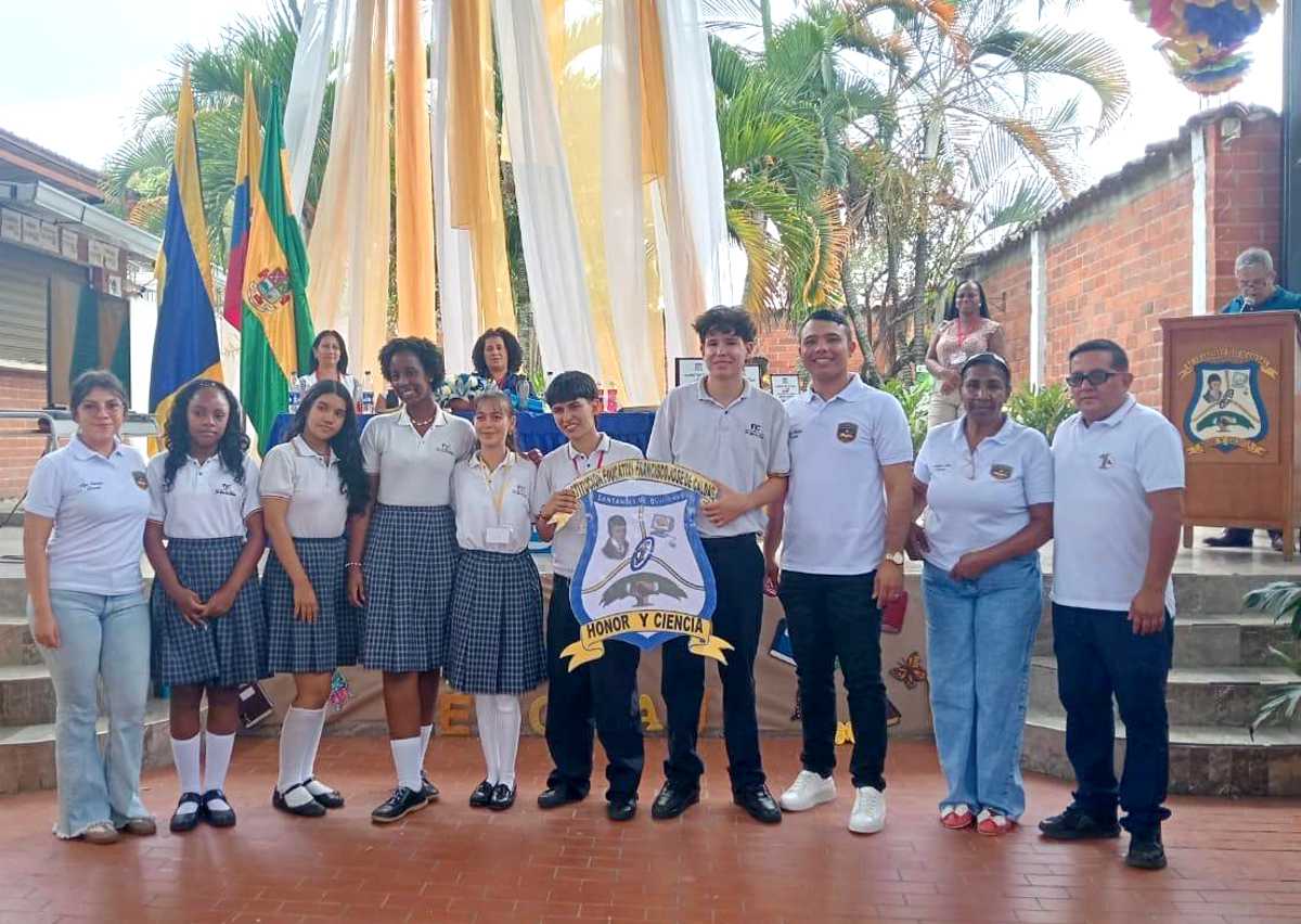 Olimpiada-de-Lenguaje-fortalece-el-amor-por-la-palabra-en-Santander-de-Quilichao6.jpg