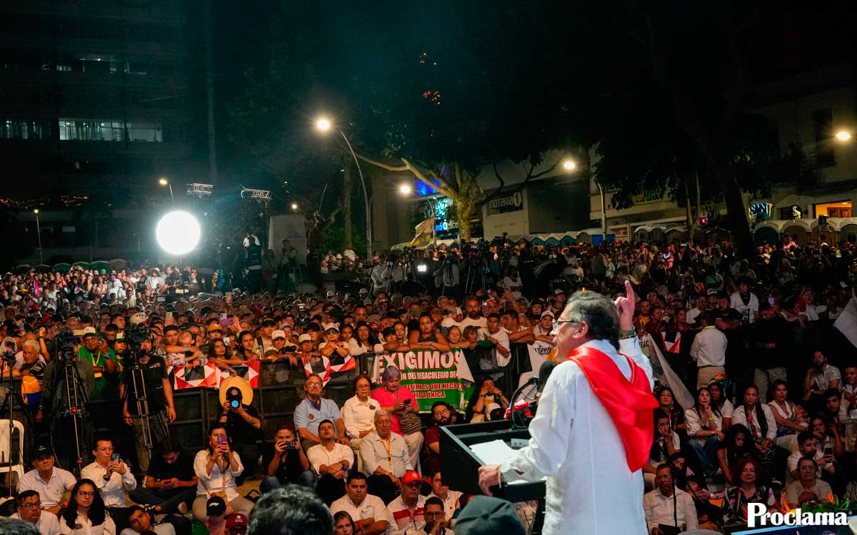 Petro-pide-al-pueblo-activar-una-Asamblea-Constituyente