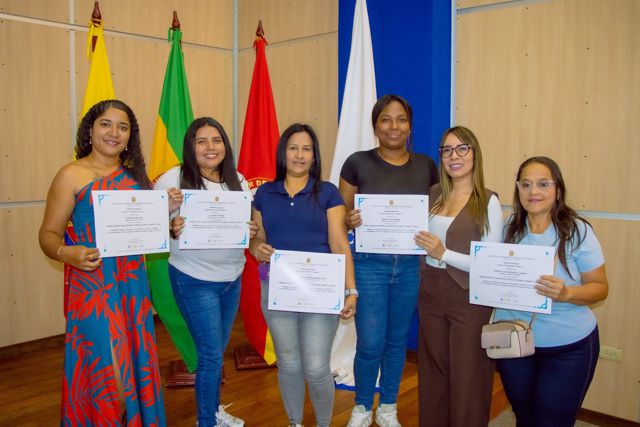 120 quilichagüeños se certifican en Formulación y Gestión de Proyectos5