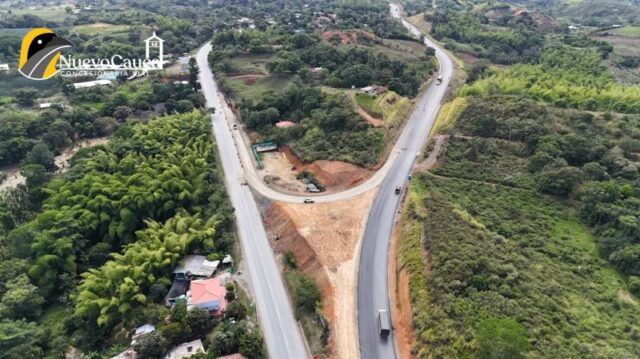 Bloqueos prediales y postes a medio montar frenan avance de la doble calzada Popayán–Santander de Quilichao