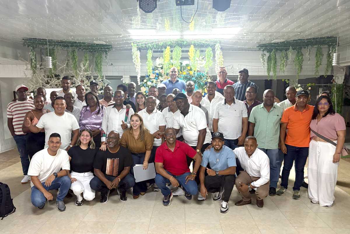 Campana-presidencial-toma-forma-en-el-suroccidente-de-Colombia-con-Roy-Barreras.jpg