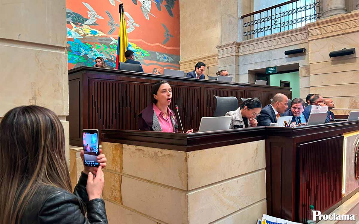 Ministra-exige-debate-de-justicia-agraria.jpg