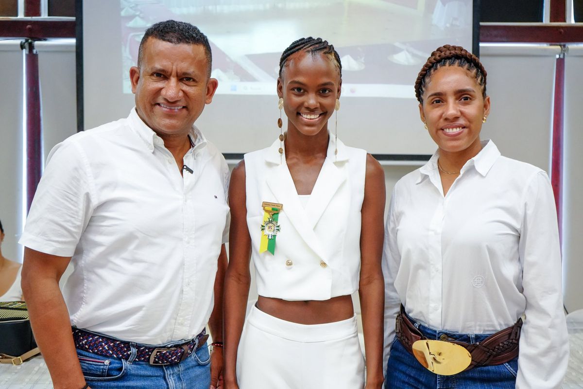 Nariño condecoró a Valentina Castro por su impacto en la moda internacional Nariño condecoró a Valentina Castro por su impacto en la moda internacional