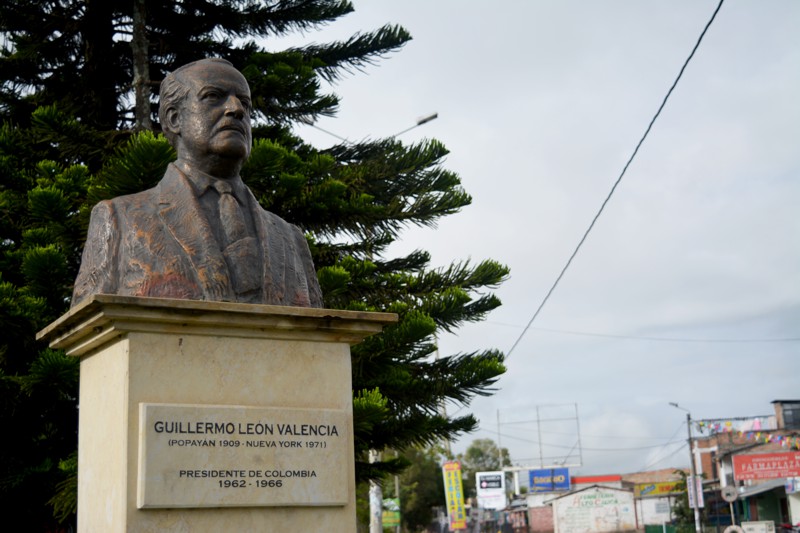 Performance-simbolico-desata-controversia-en-Popayan-2.jpg