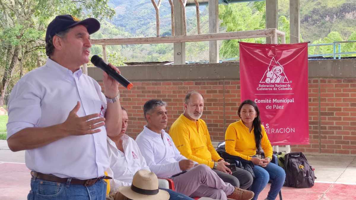 Productores de Páez avanzan en renovación de cafetales - Comité de Cafeteros del Cauca Productores de Páez avanzan en renovación de cafetales - Comité de Cafeteros del Cauca