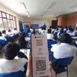Jornada escolar de Silvia aborda violencia digital