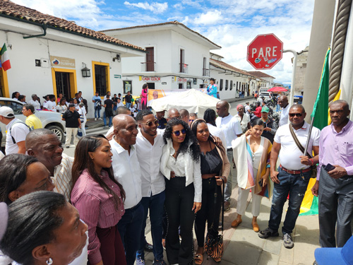 Arnulfo-Mostacilla-oficializa-su-candidatura-a-la-Cámara3
