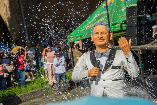 Desfile de Taitapuros llenó de tradición, arte y música el centro histórico de Popayán Desfile de Taitapuros llenó de tradición, arte y música el centro histórico de Popayán