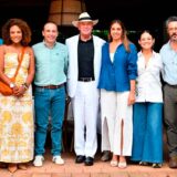 Embajador McNamara visita el Barrio Obrero de Cali