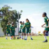 Silvia proyecta su fútbol femenino con referentes nacionales