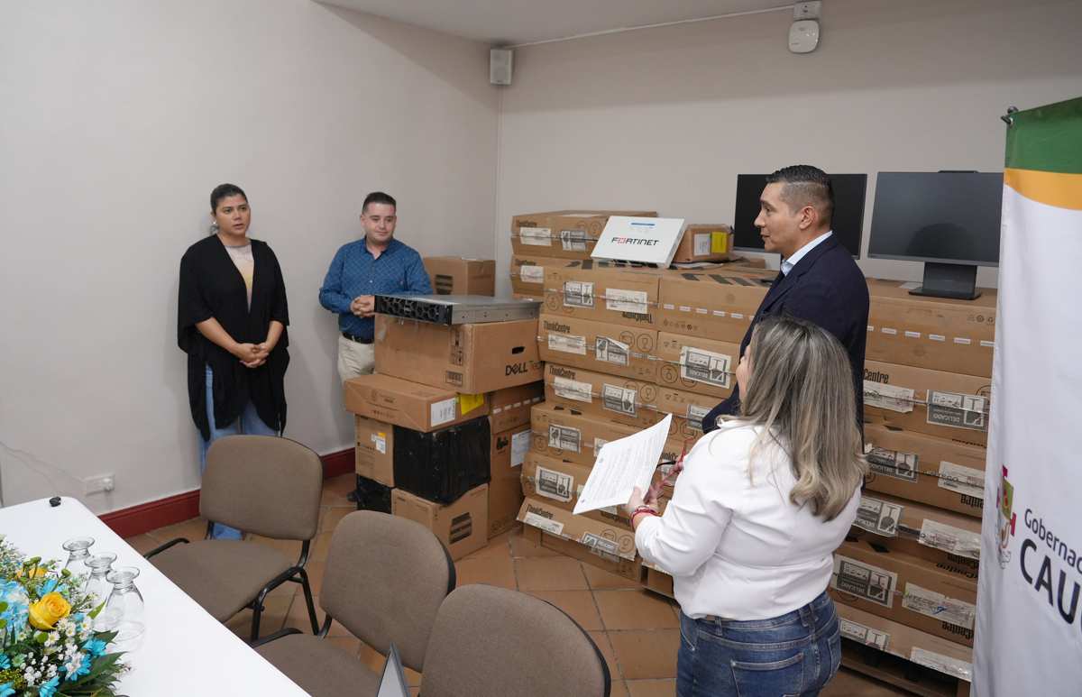 Mas-tecnologia-para-una-salud-oportuna-y-de-calidad-en-Tierradentro-Cauca-Octavio-Guzman.jpg