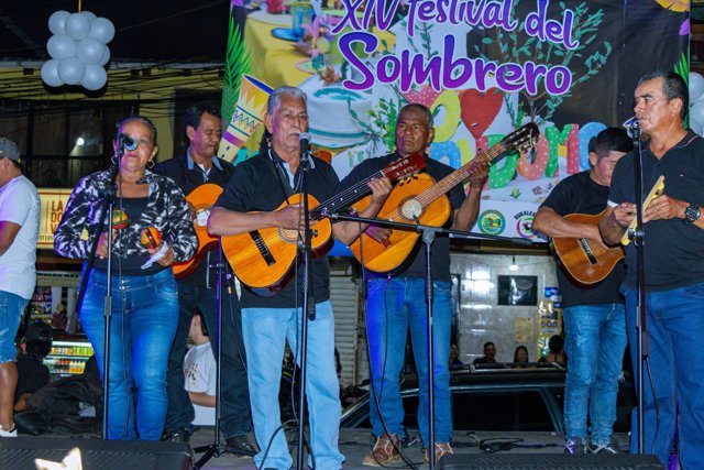 Mondomo celebró el XIV Festival del Sombrero 2025 con cultura y tradición Mondomo celebró el XIV Festival del Sombrero 2025 con cultura y tradición