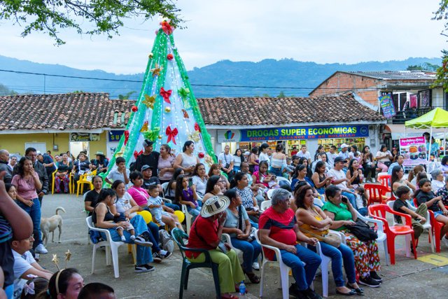 Mondomo celebró el XIV Festival del Sombrero 2025 con cultura y tradición Mondomo celebró el XIV Festival del Sombrero 2025 con cultura y tradición