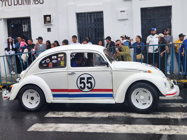 Autos clásicos brillaron en Pubenza 2026 Autos clásicos brillaron en Pubenza 2026