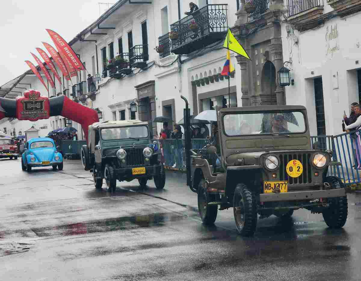 Autos-clasicos-brillaron-en-Pubenza-2026.jpg