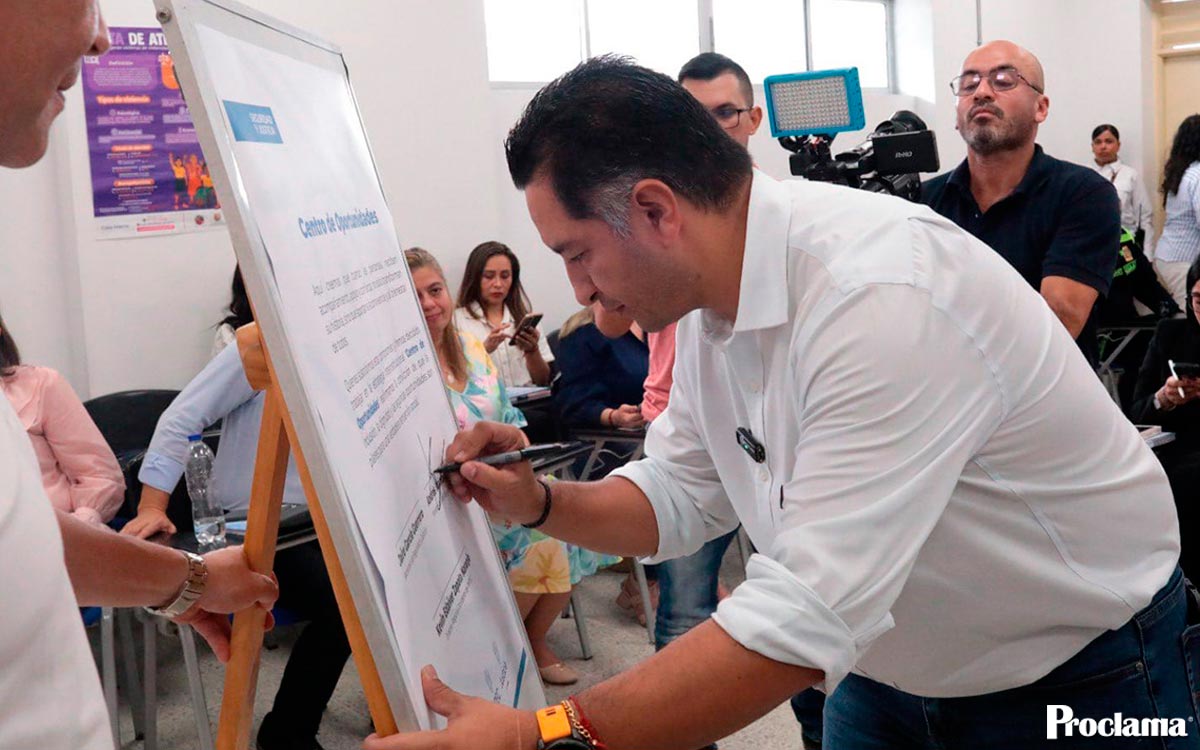 Cali-abre-centro-para-apoyar-a-pospenados