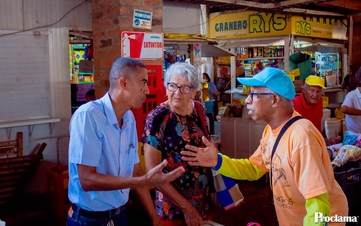 Merquilichao-abre-dialogo-directo-con-comerciantes.jpg
