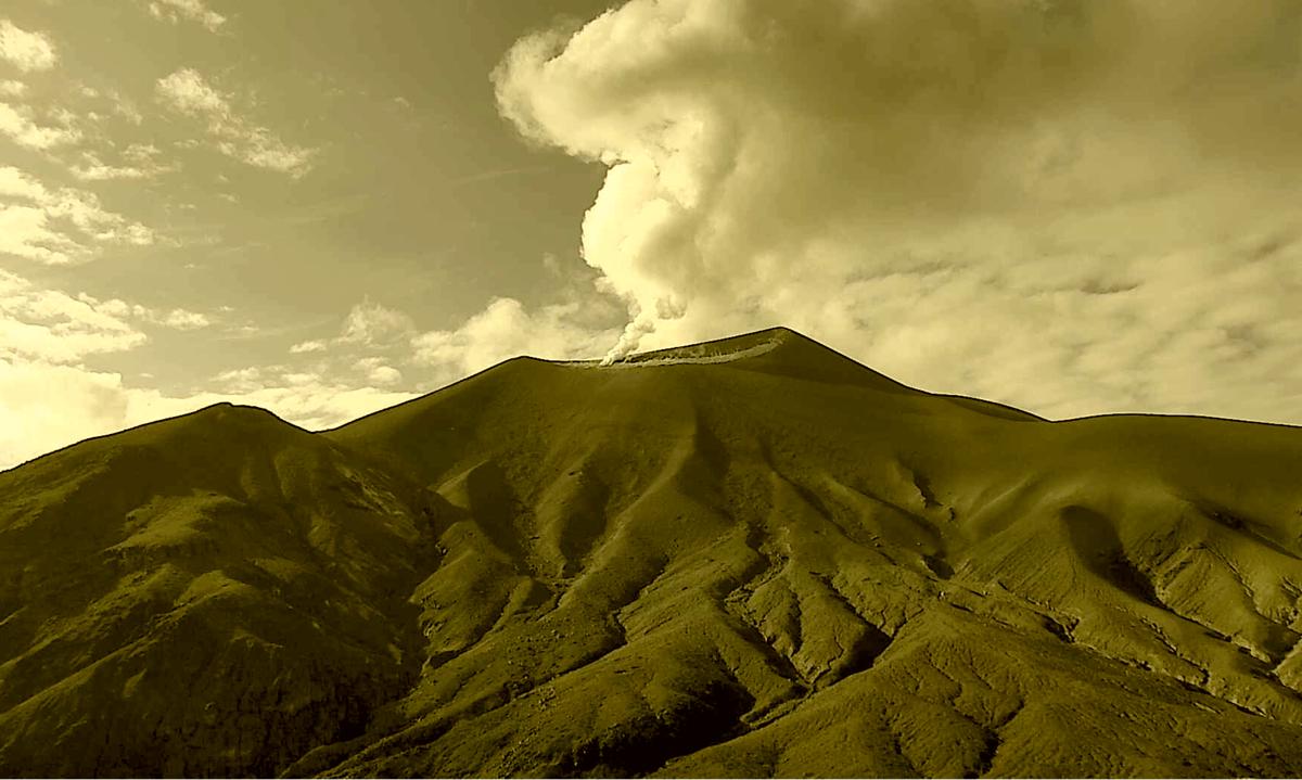 Volcan-Purace-baja-a-alerta-amarilla-tras-disminucion-de-actividad.jpg