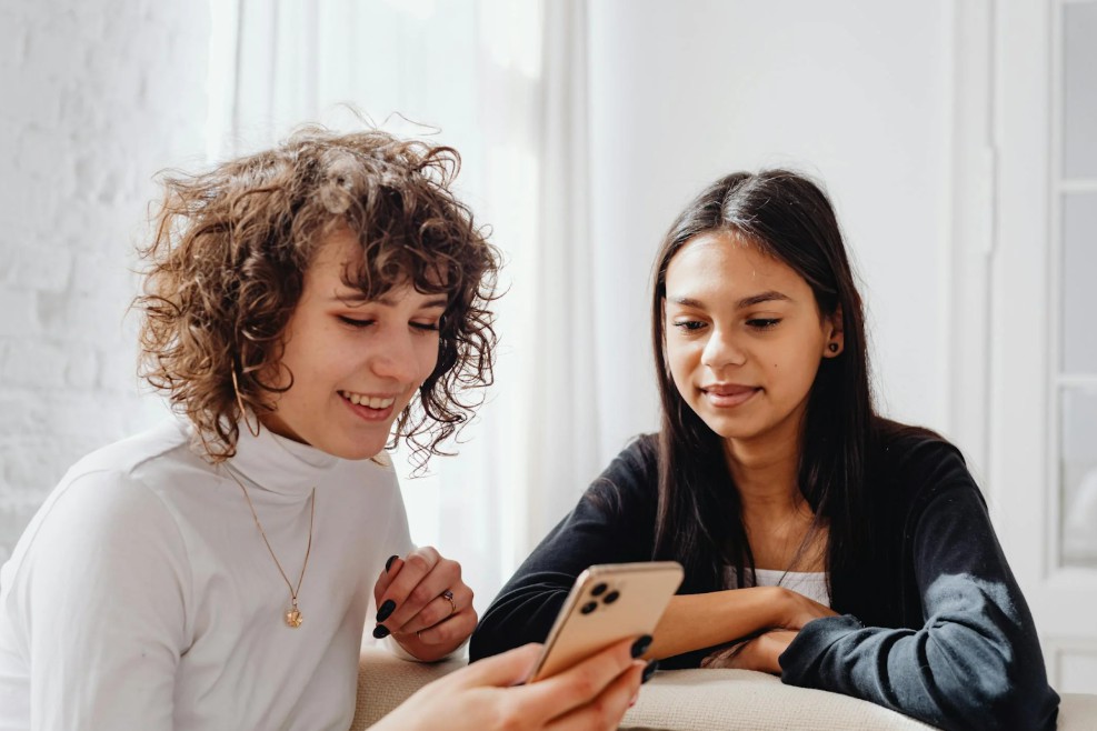 Celulares-nuevos-en-Colombia-que-tener-en-cuenta-antes-de-comprar-y-como-comparar-precios-inteligentemente.jpg