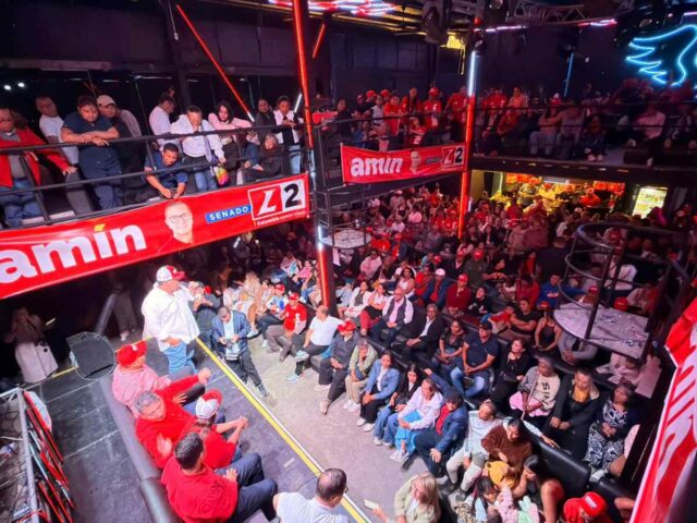 Fabio Amín reúne a más de 1.200 personas en Popayán Fabio Amín reúne a más de 1.200 personas en Popayán