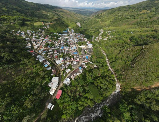 Gobernación del Cauca impulsa vías, agricultura y deporte en Sucre Gobernación del Cauca impulsa vías, agricultura y deporte en Sucre