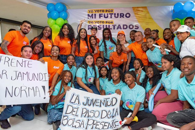 Juventud del Valle respalda agenda de Norma Hurtado