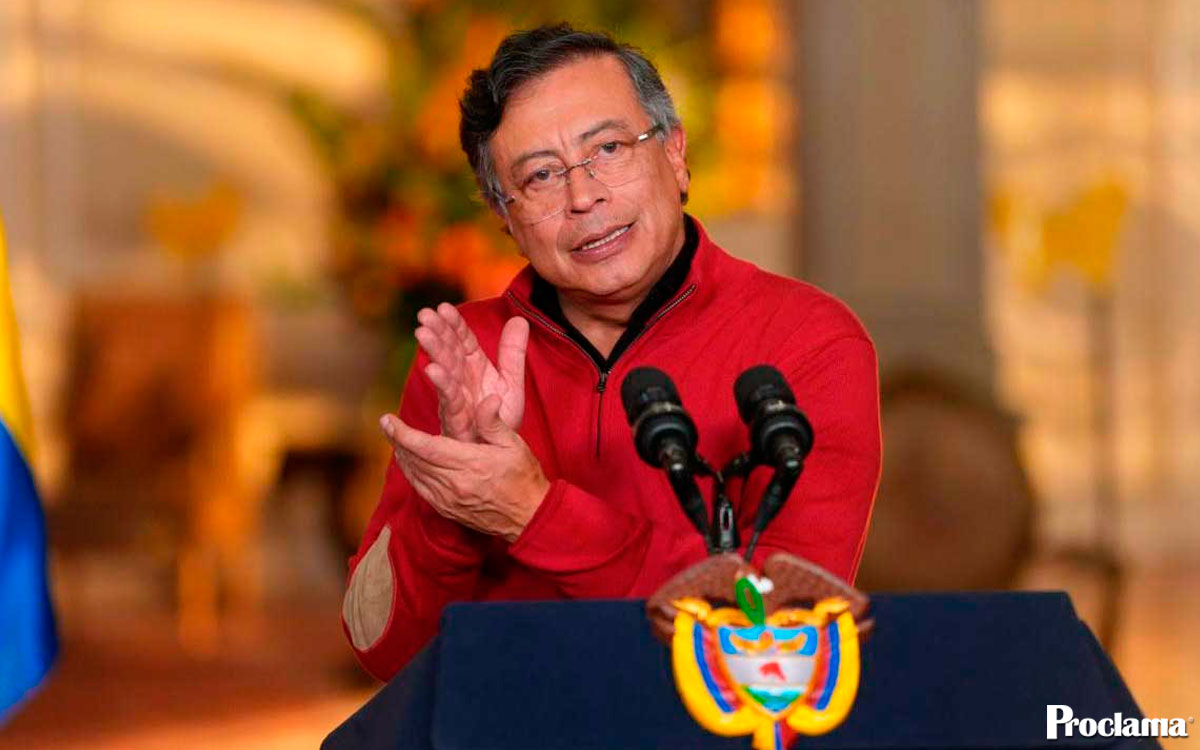Petro-pedira-aclaracion-por-suspension-del-salario-minimo-vital.jpg