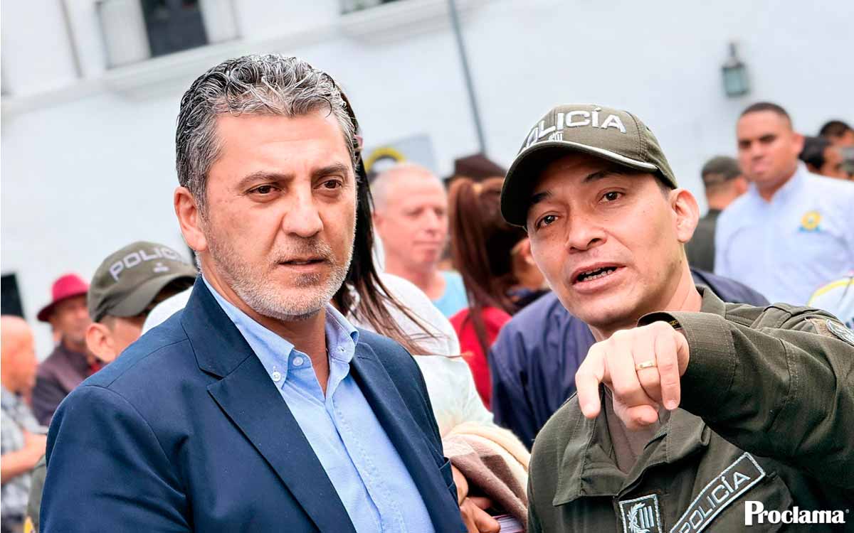 Popayán entrega 17 vehículos a la Policía