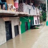 Ríos desbordados paralizan municipios del Chocó