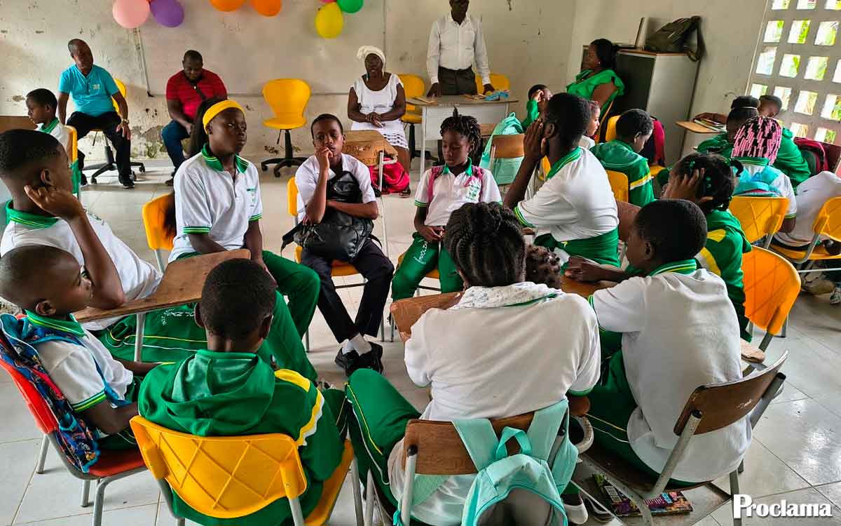 Secretaría de Educación del Cauca atiende compromisos en San Miguel Secretaría de Educación del Cauca atiende compromisos en San Miguel