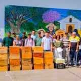 Apicultores de Quilichao reciben material para producción